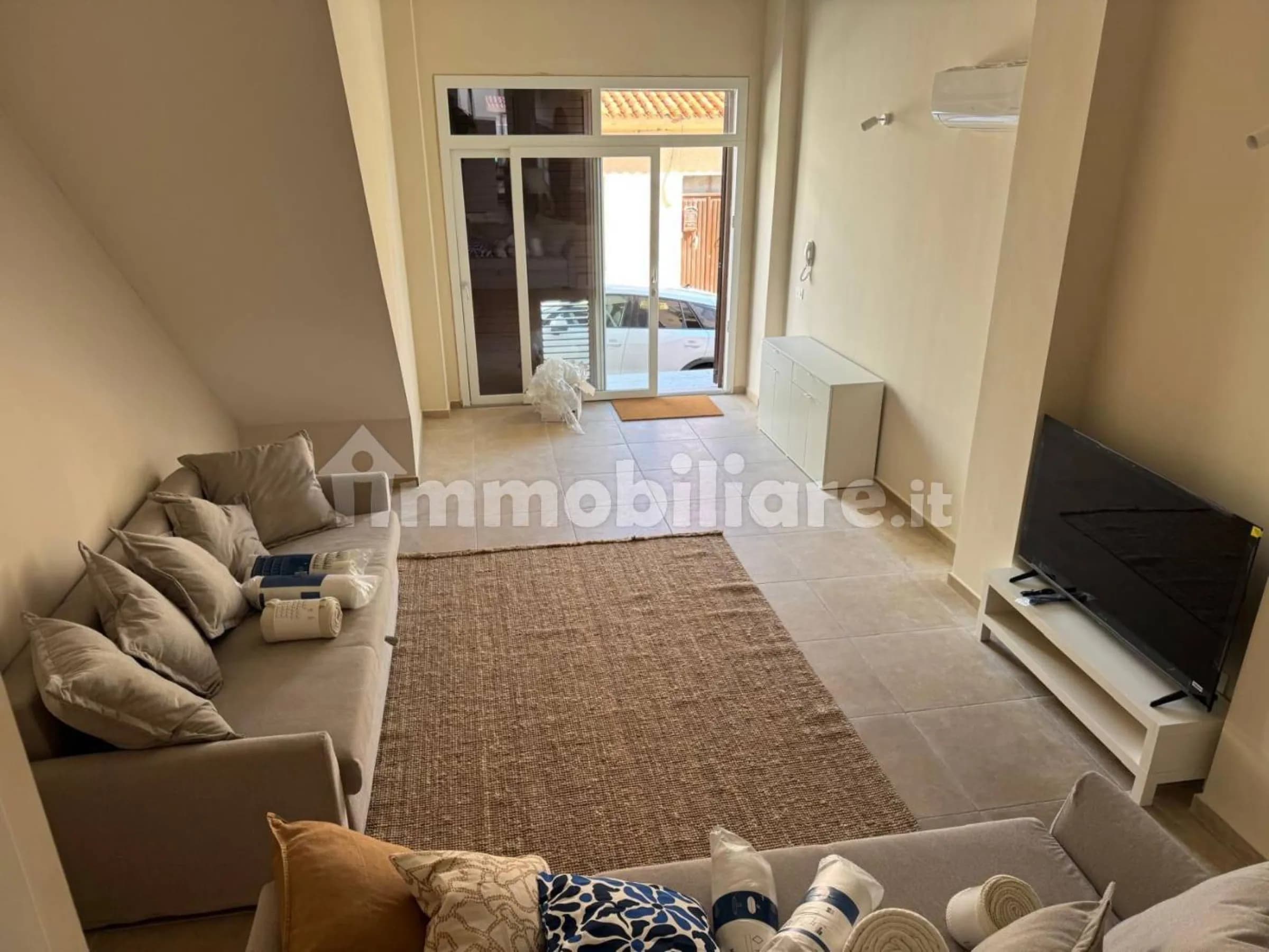 Salone con divani letto